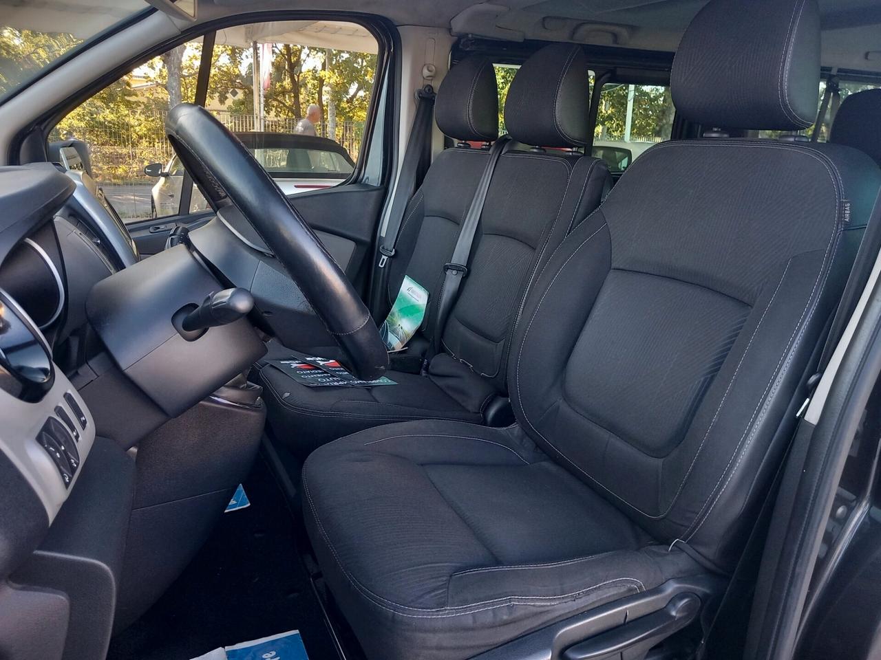 Renault Trafic 1.6 dCi 125CV S&S Intens 9 posti MOTORE SOSTITUITO CON KM 156000