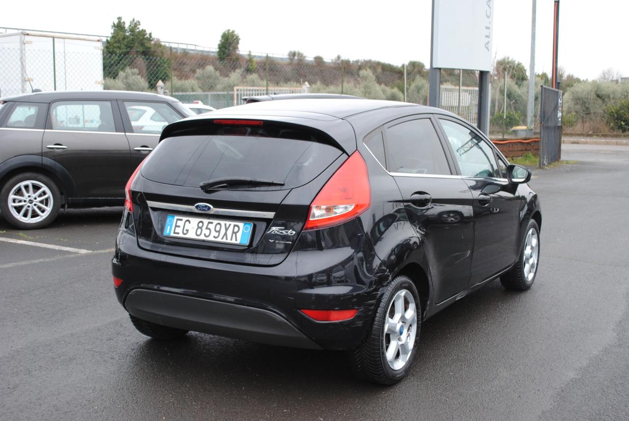 FORD FIESTA 1.2 82 CV OK NEOPATENTATI