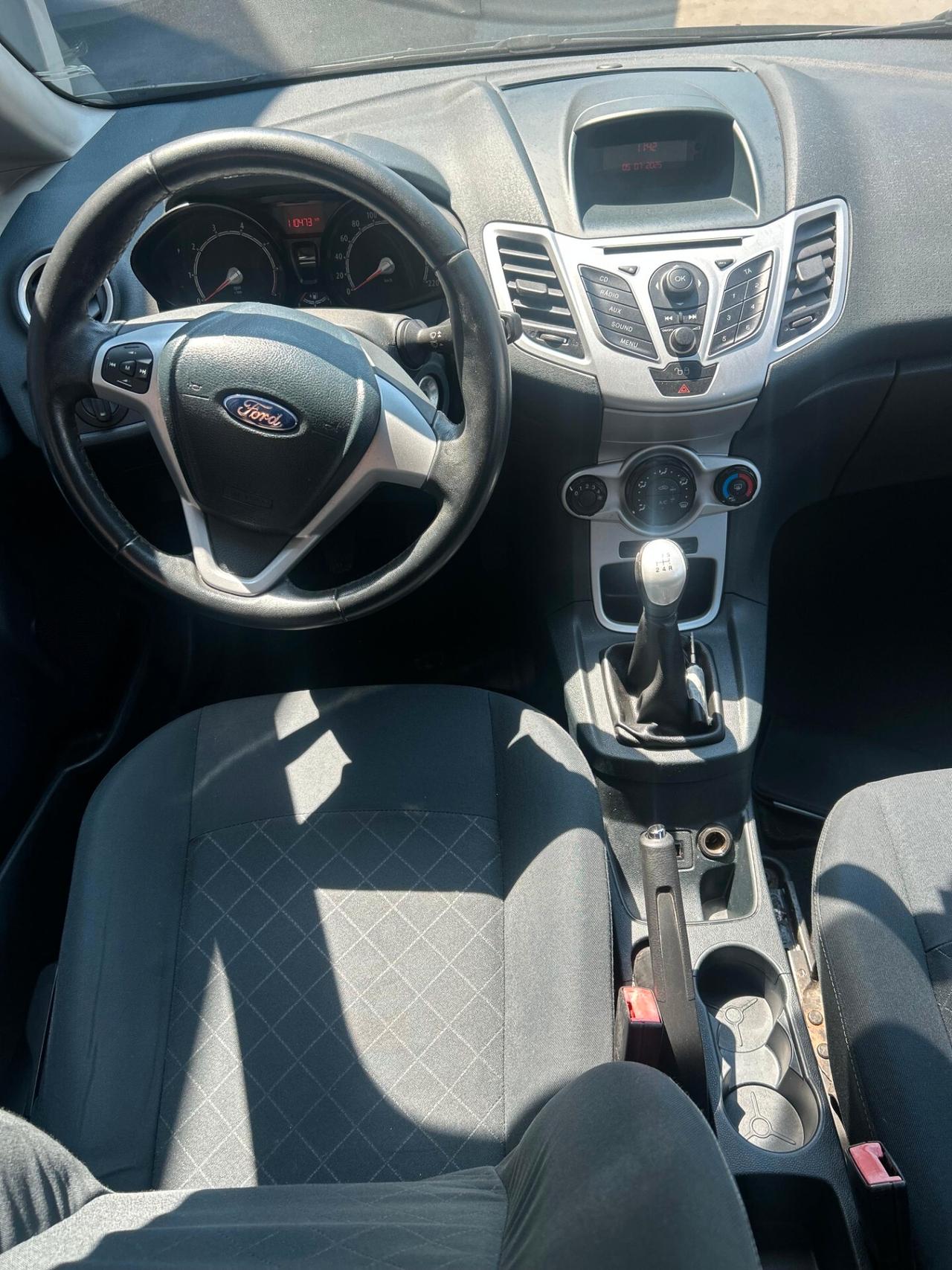 Ford Fiesta 1.2 82 CV - 2012