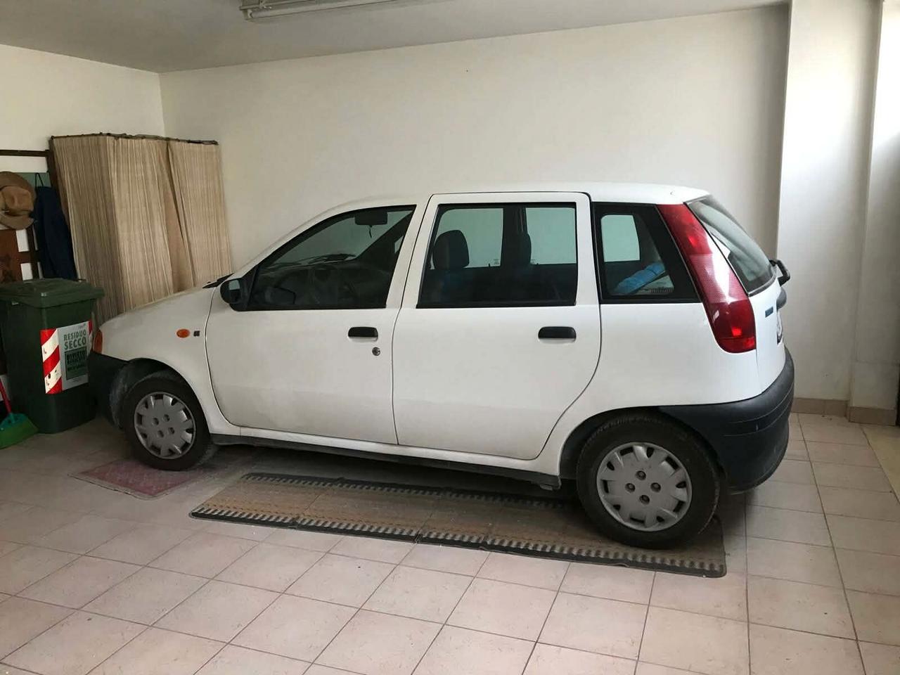 Fiat Punto 55 cat 5 porte SX