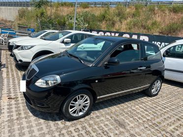 Lancia Ypsilon 1.2 69 CV Unyca-11/2011