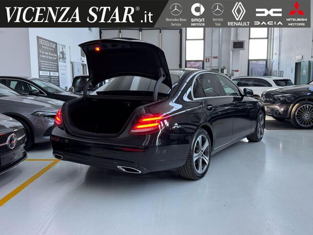 MERCEDES-BENZ E 220 d SPORT