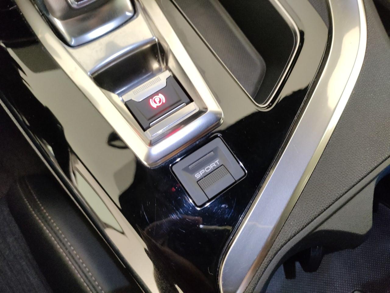 PEUGEOT 5008 1.5 bluehdi GT Line 130cv 7p.ti eat8