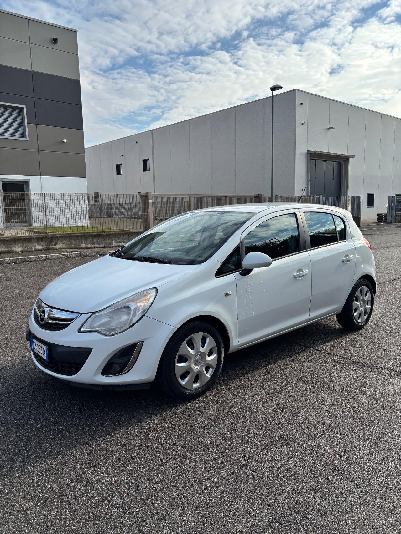 Opel Corsa 1.2 85CV 5 porte GPL-TECH Edition