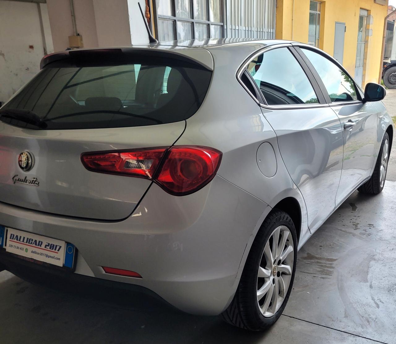 Alfa Romeo Giulietta 1.4 Turbo MultiAir Distinctive
