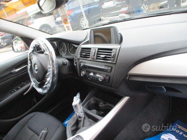 Bmw 116 116d 5p 1.6 115CV E5 DYNAMIC SPORT 122000K