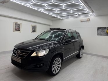 Volkswagen Tiguan 2.0 TSI 4MOTION R-Line