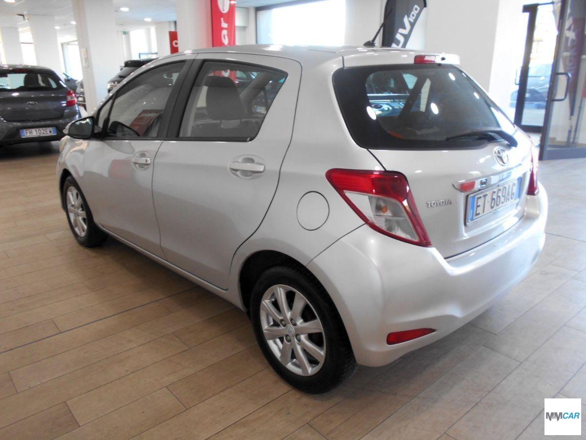 TOYOTA - Yaris - 1.0 5p. Lounge