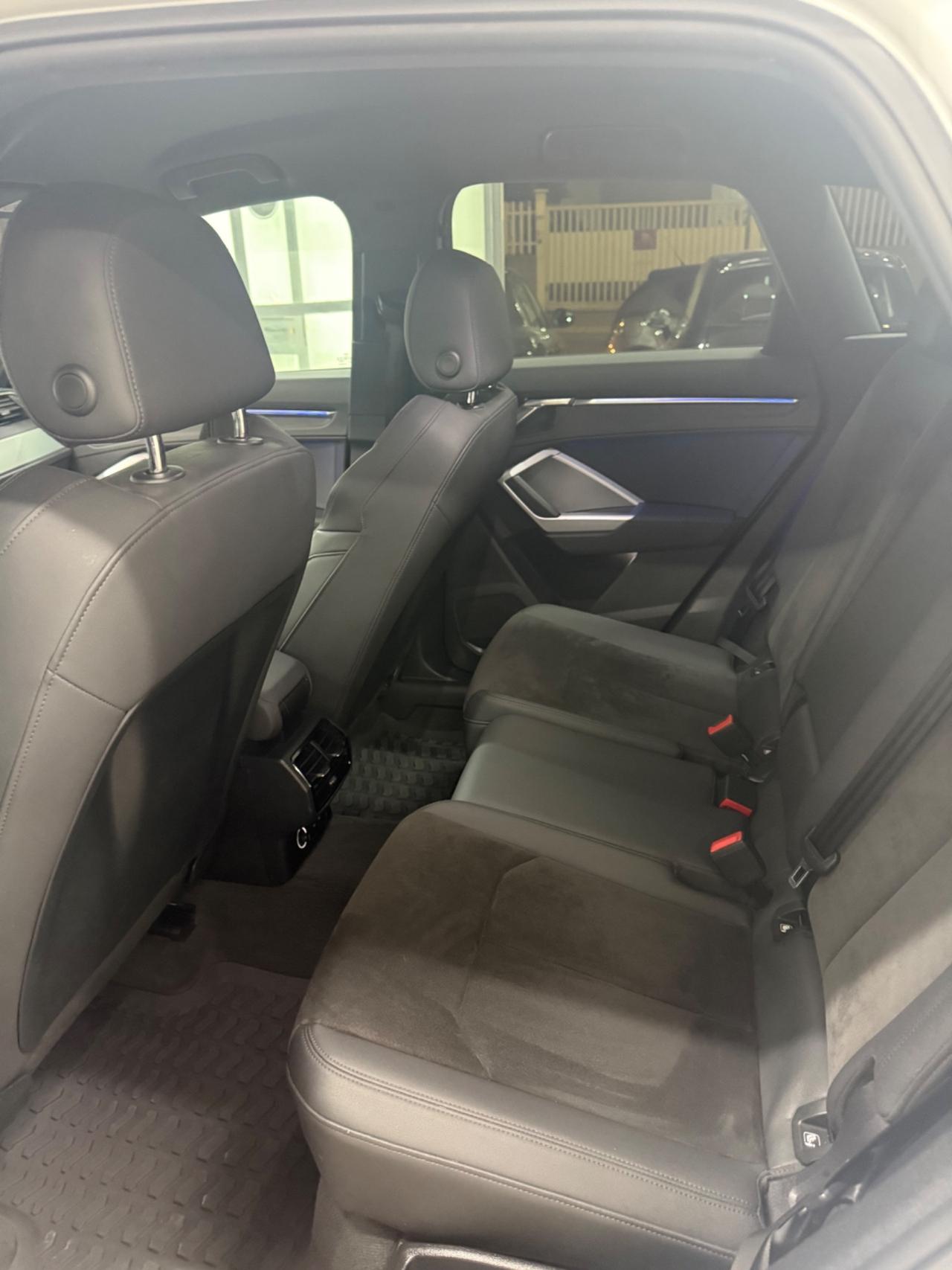 Audi Q3 2.0 TDI 150 CV Sport