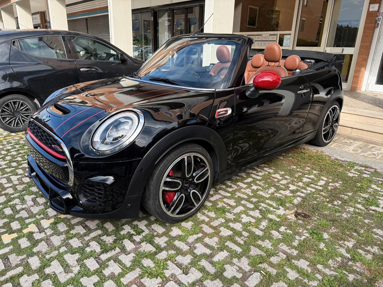 Mini John Cooper Works Cabrio 2.0 Full Optional, Head-Up display, Sedili in pelle, Retrocamera, Palette al volante