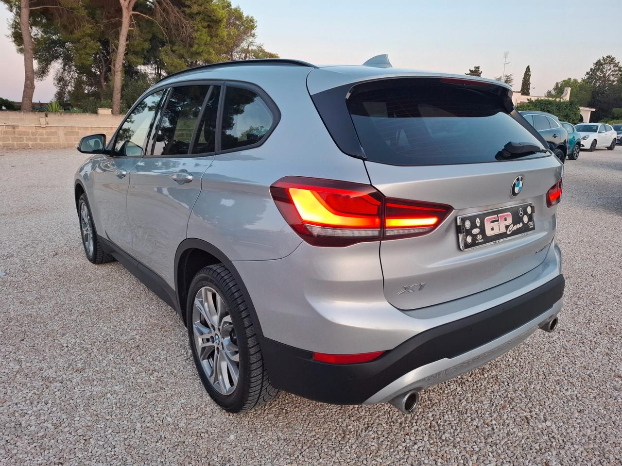 Bmw X1-20d- xLine TETTO*PELLE*LED