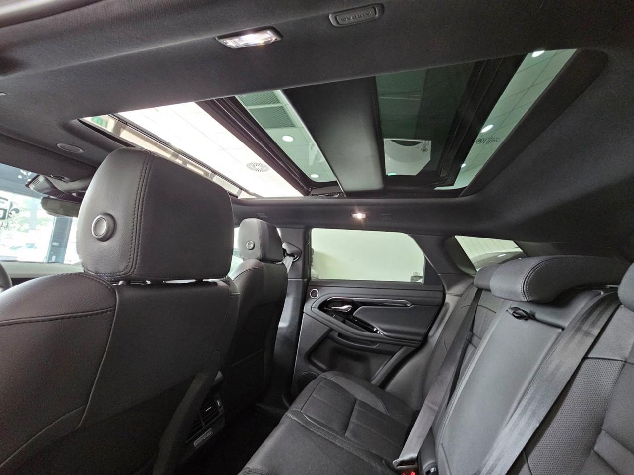 Land Rover Range Rover Evoque 2.0d mhev R-Dynamic SE Tetto C20 RDynamic