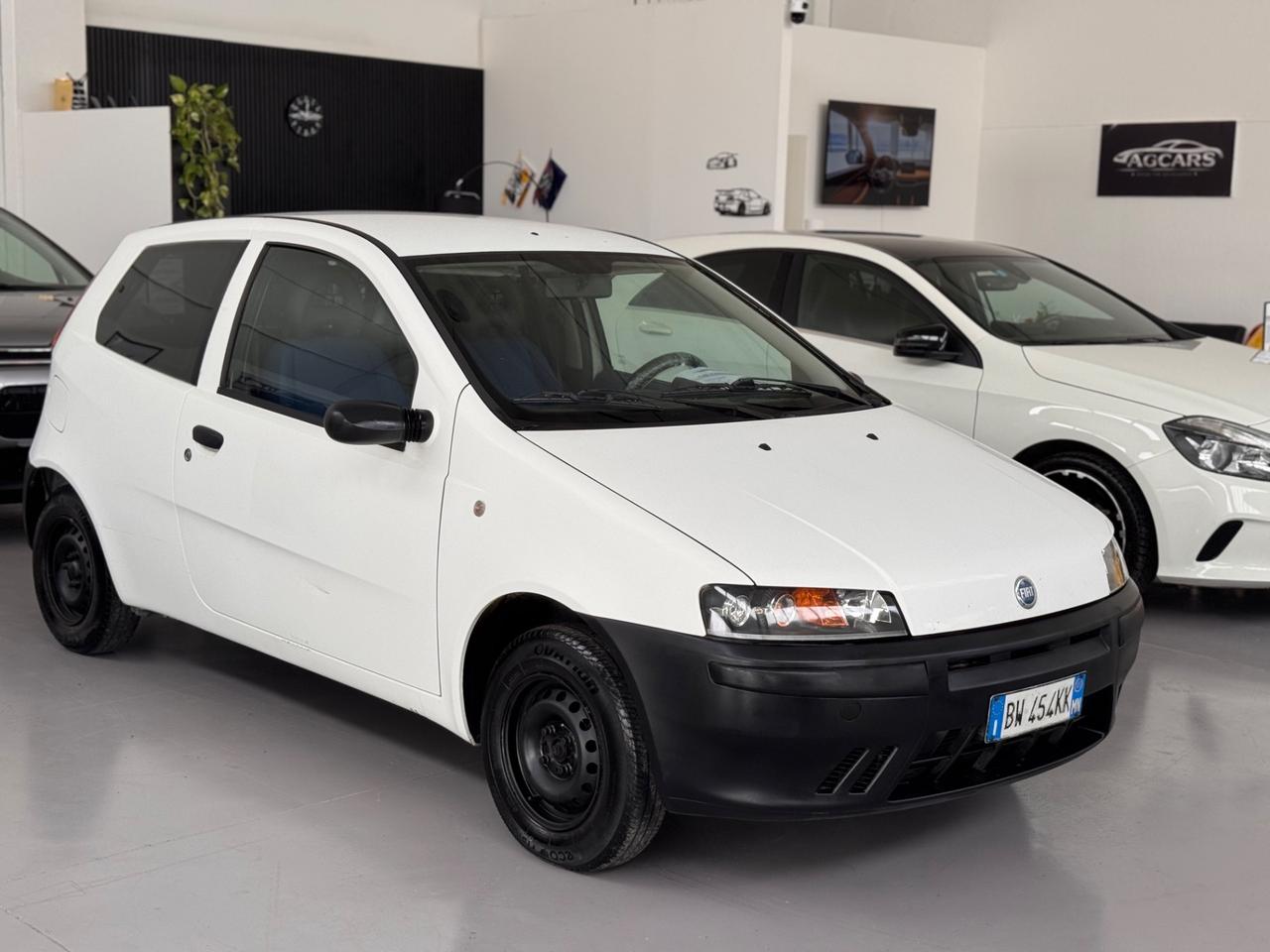 Fiat Punto 1.2i cat 3 porte Van