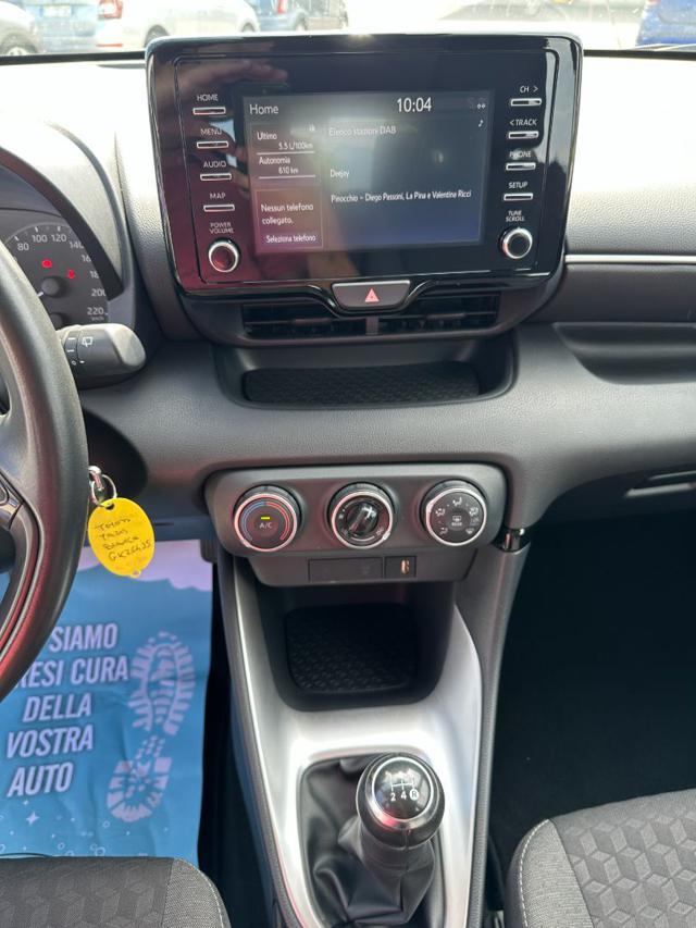 TOYOTA Yaris 1.0 5 porte