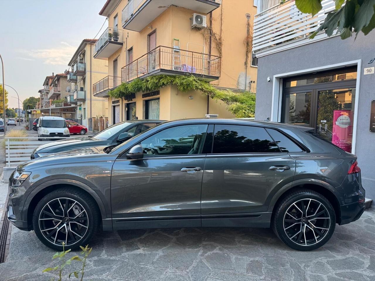 AUDI Q8 55 TFSI QUATTRO TIPTRONIC SPORT 340cv