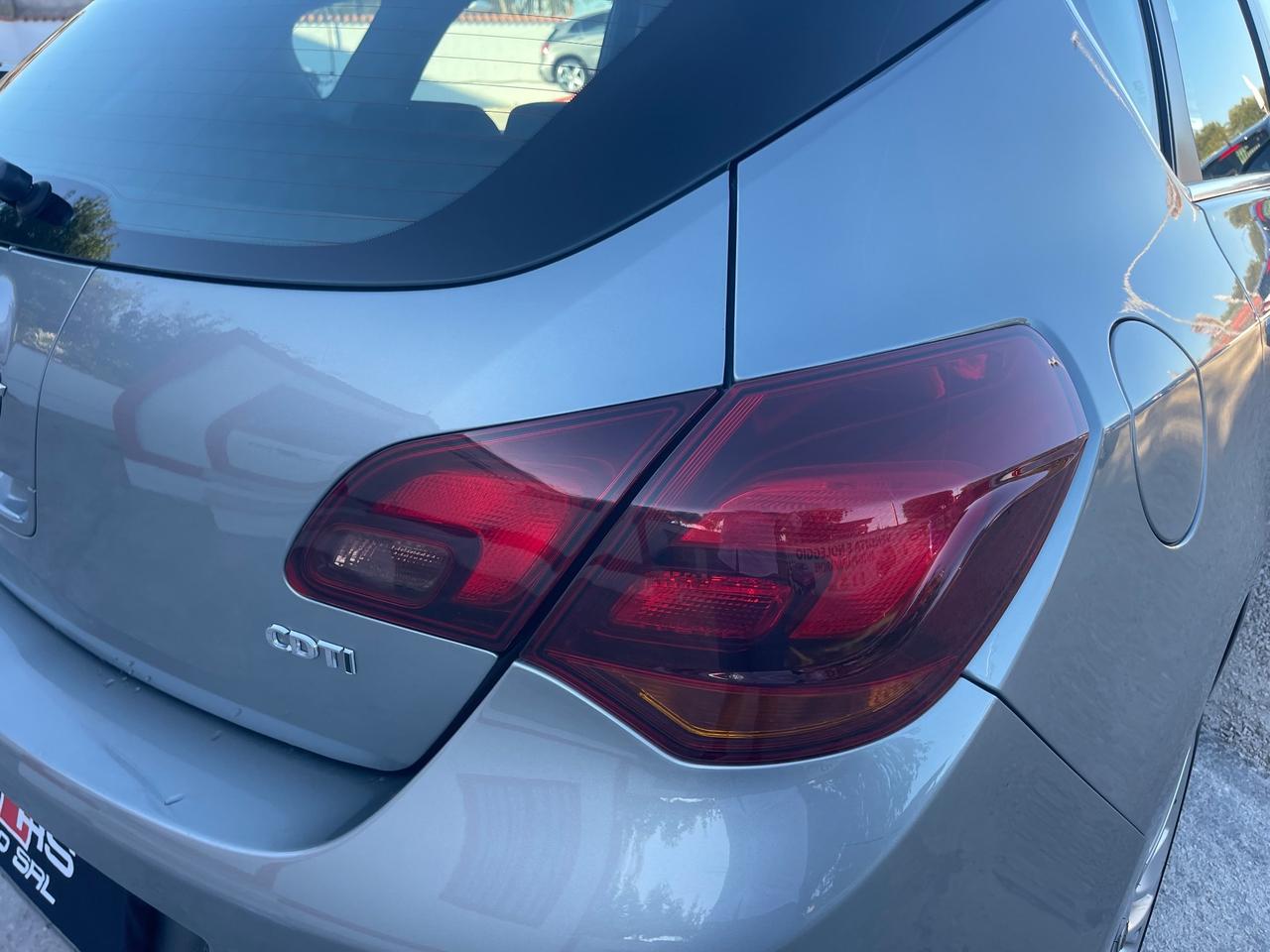 Opel Astra Cosmo 1.7 ECOTEC CDTI 110cv