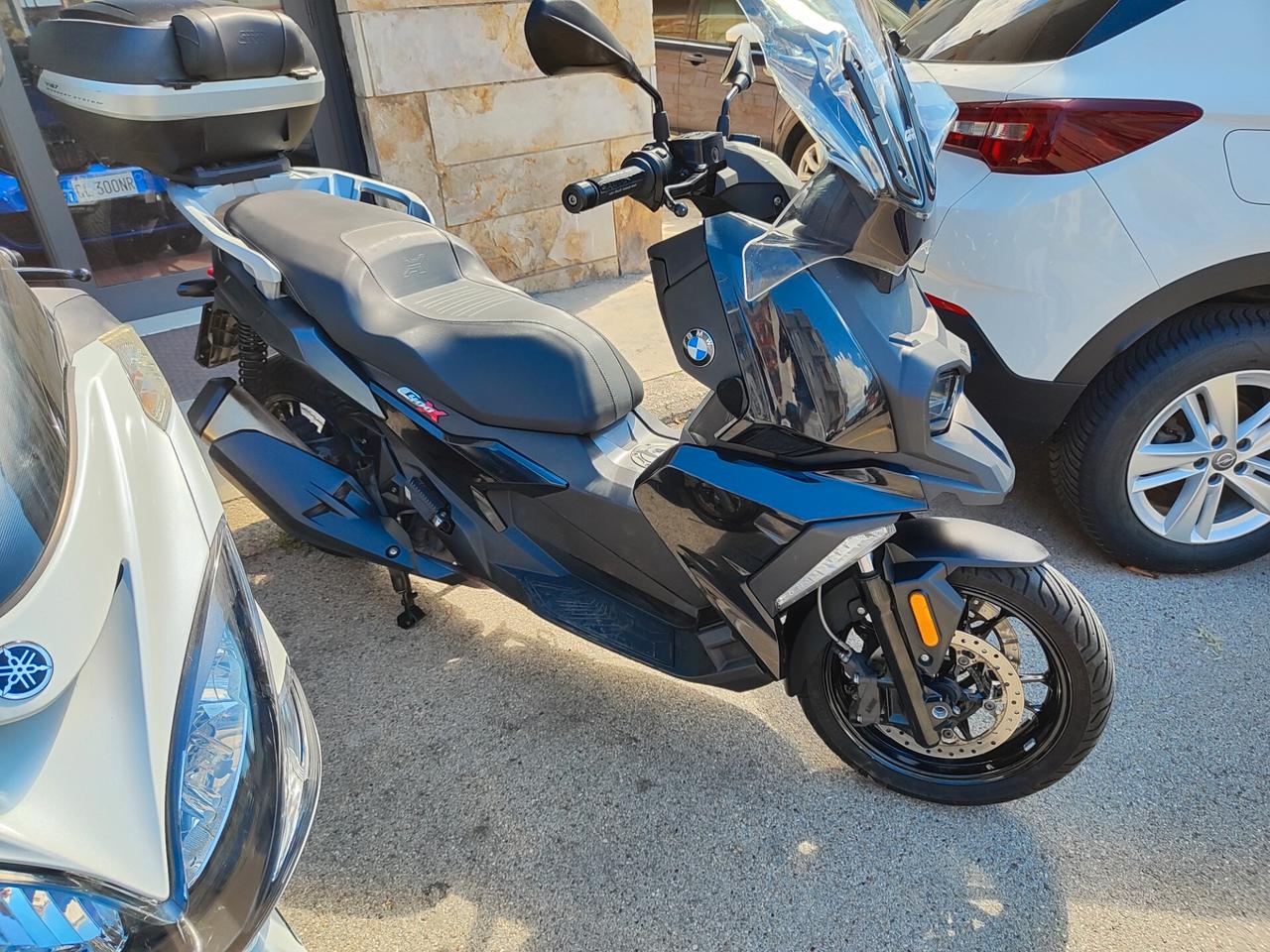 BMW C400X * Pari al nuovo * bauletto * parabrezza