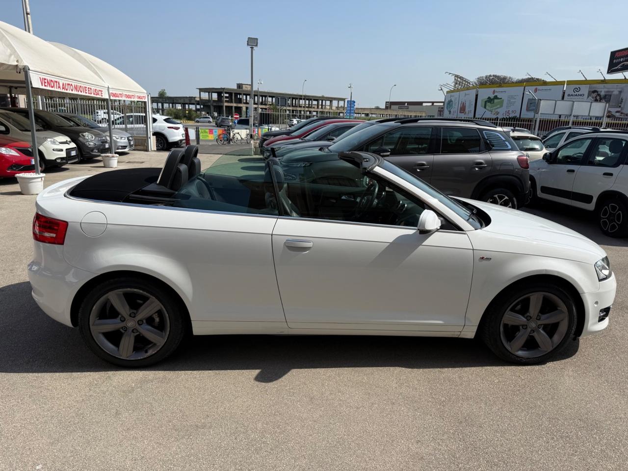 Audi A3 Cabrio 2.0 TDI 140 CV S LINE