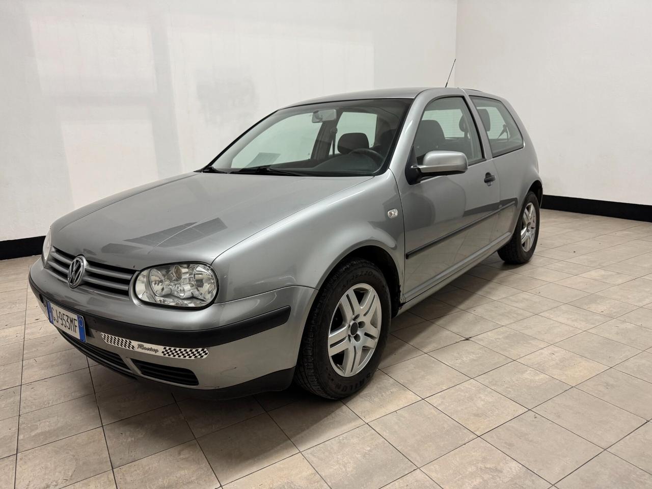 Volkswagen Golf 1.4 16V cat 3 porte