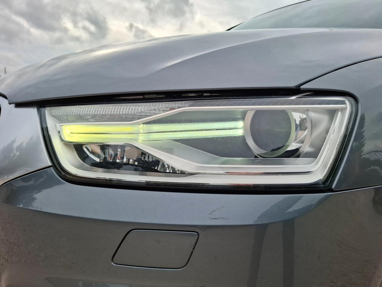 Audi Q3 S-LINE 2.0 TDI 150cv *LED-NAVY*RADAR-