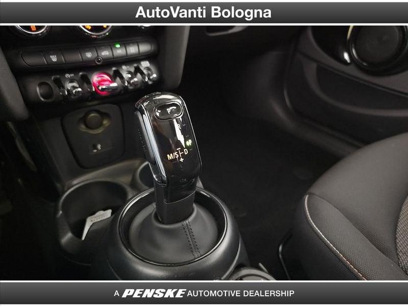 MINI Mini 5 porte Mini 5p 1.5 Cooper Essential auto