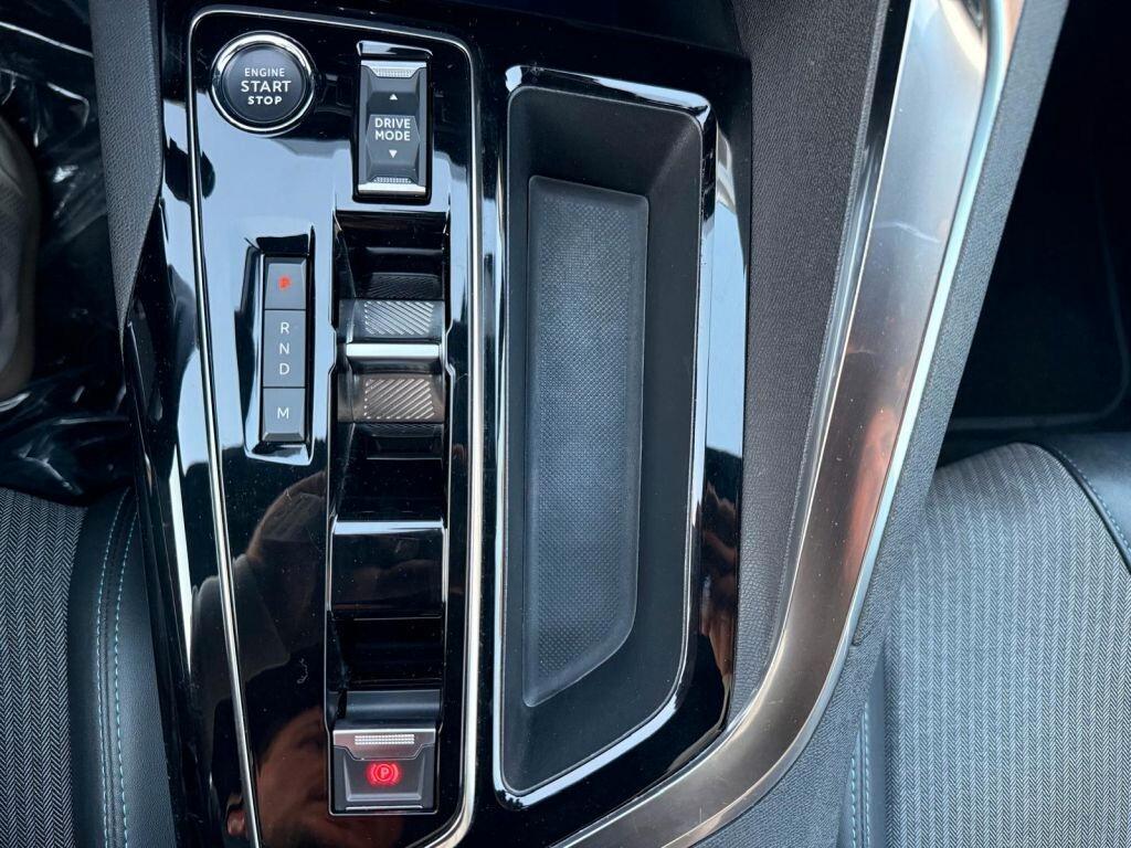 Peugeot 3008 BlueHDi 130 S&S EAT8 GT