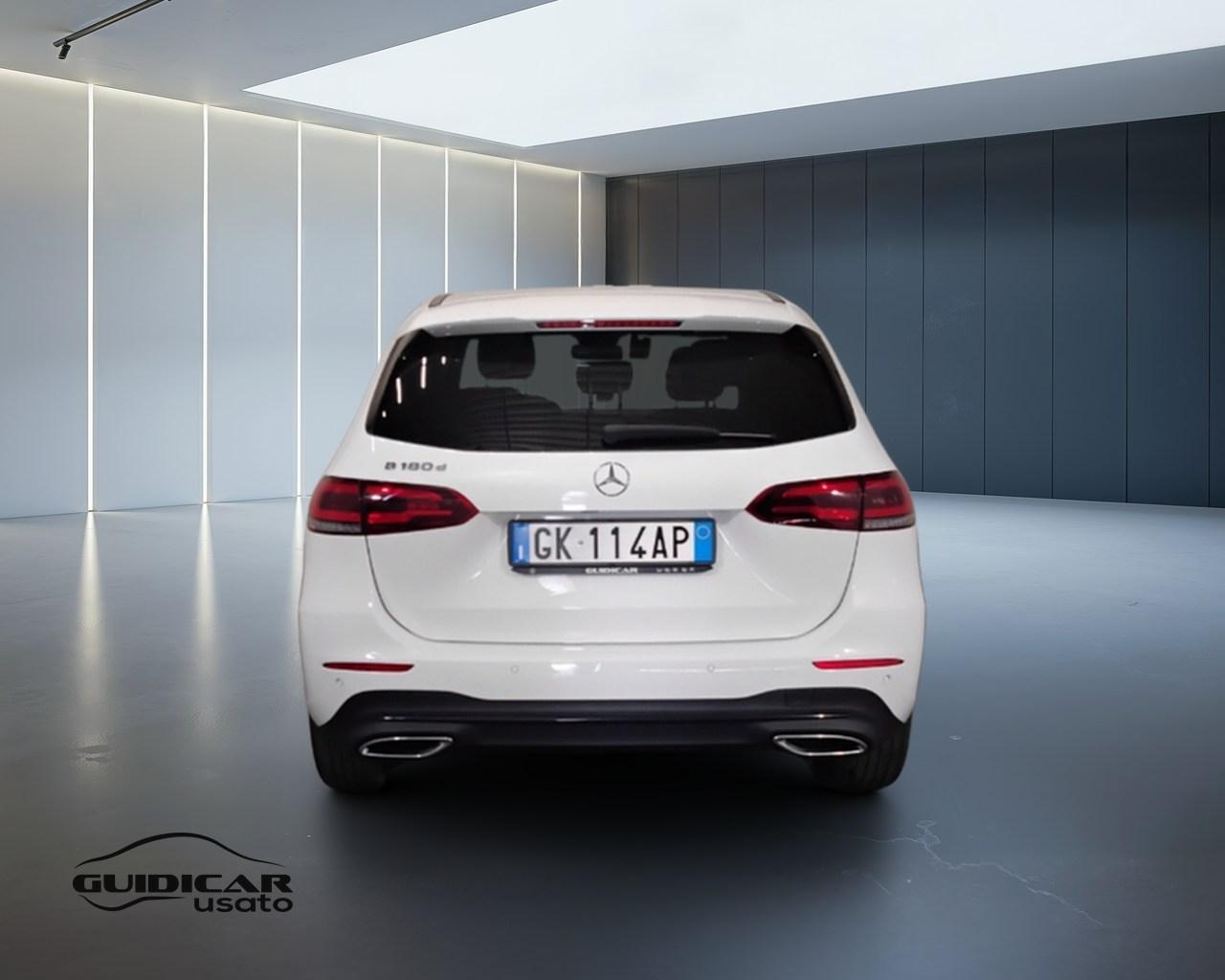 Mercedes-Benz Classe B - W247 2018 - B 180 d Sport Plus auto