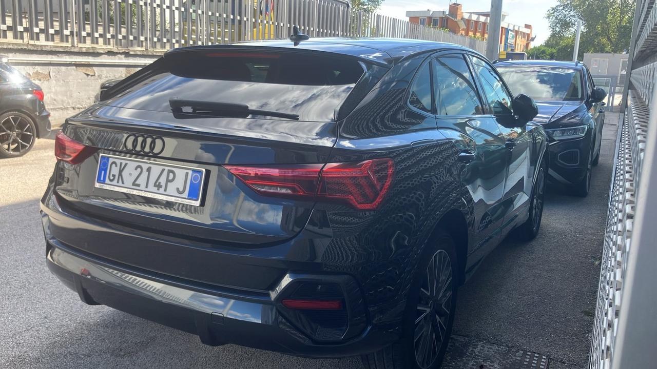 AUDI Q3 2.0 150CV S-TRONIC/VIRTUAL/R.CAMERA