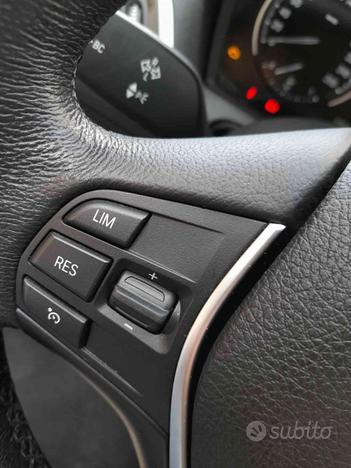 BMW 118 i LUXURY NAVI-PELLE-LED!!! OK NEO PATENT