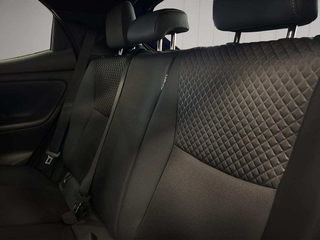 Toyota Yaris 1.5h Lounge