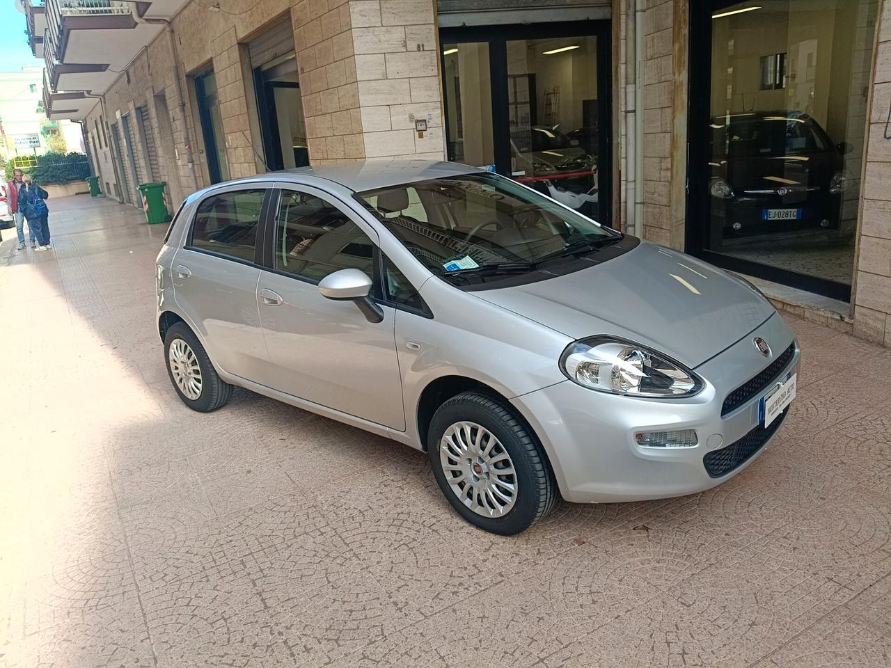 FIAT PUNTO 1.4 NATURAL POWER-NEOPATENTATI-Euro5490