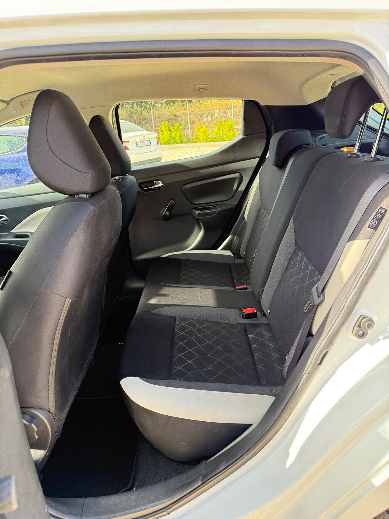 NISSAN Micra Tekna 1.0 71cv 2017 quinta serie 5 porte