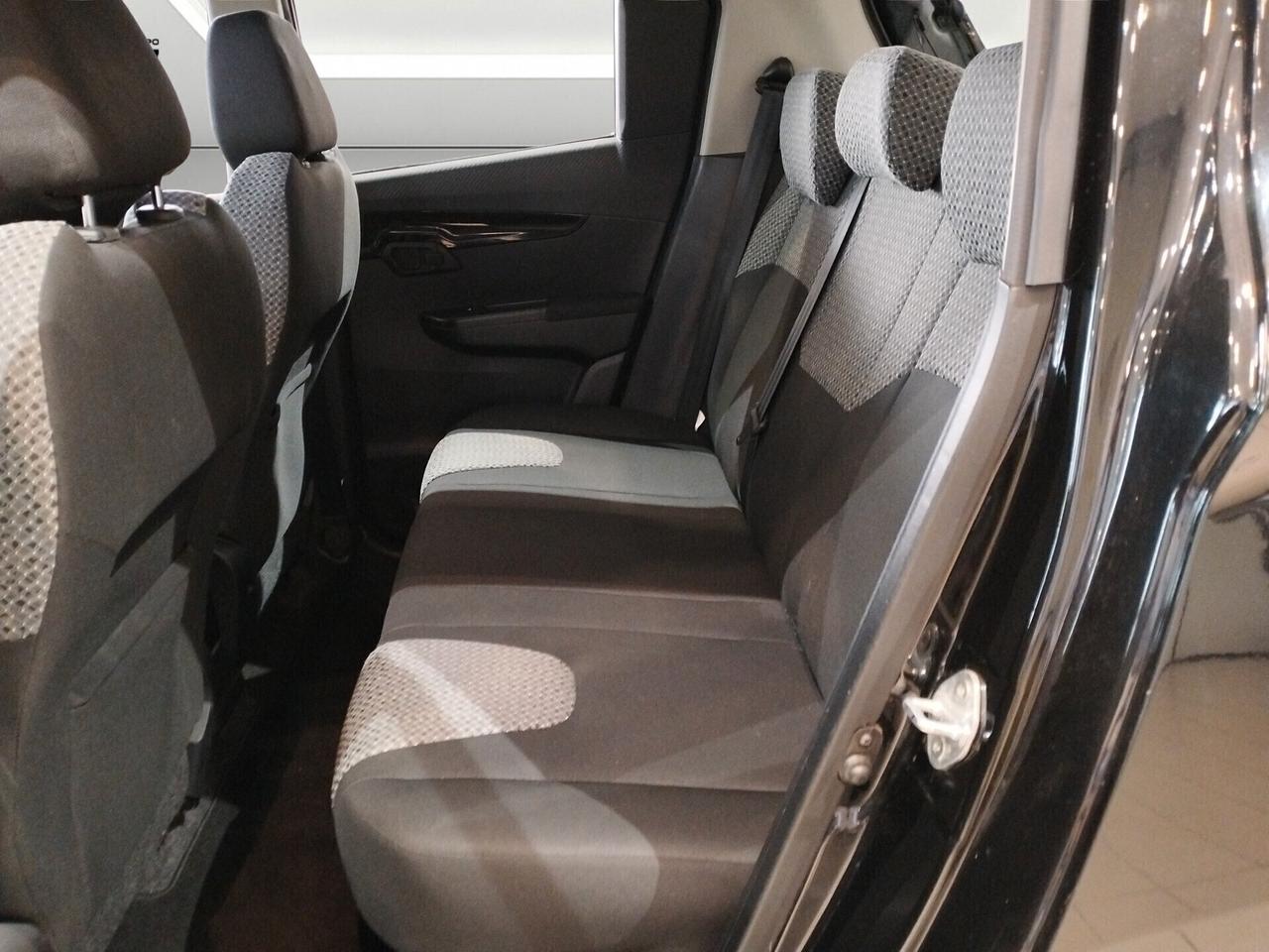 Mahindra KUV100 1.2 K6+ *GPL*48.000 KM*