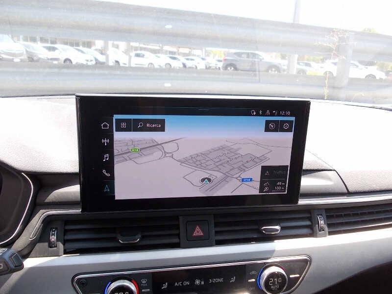 Audi A4 Avant 30 2.0 tdi mhev Business Advanced 136cv s-tronic