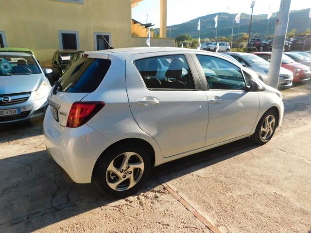 Toyota Yaris 1.5 Hybrid 5 porte Active