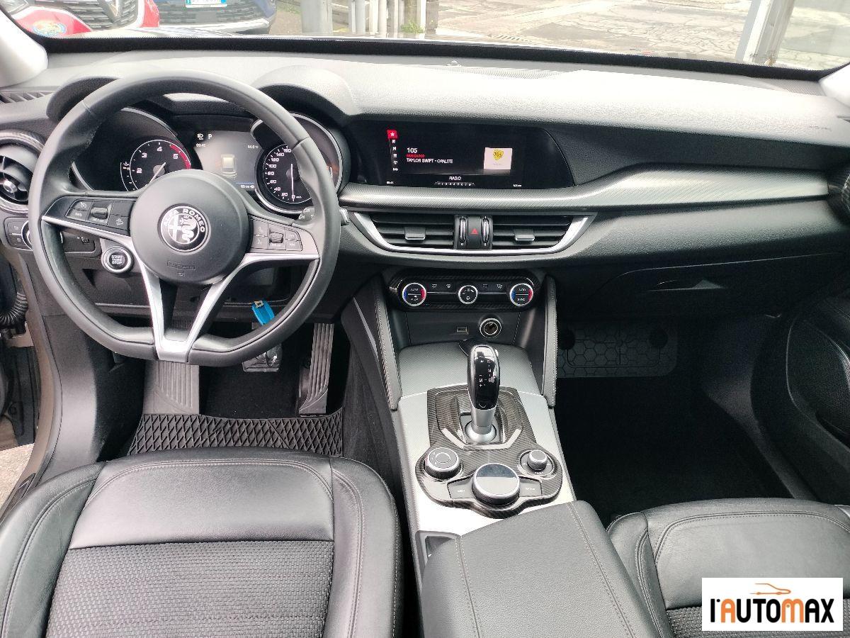 ALFA ROMEO - Stelvio - 2.2 T.diesel 180CV AT8 RWD Bus.