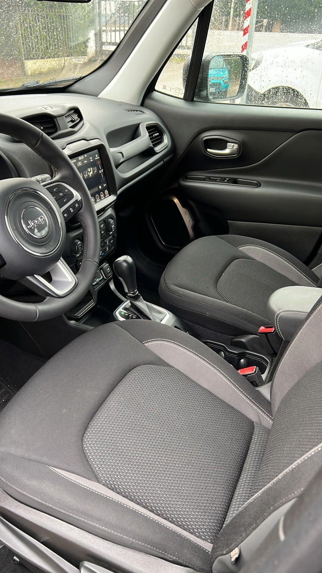 Jeep Renegade 1.5 Turbo T4 MHEV