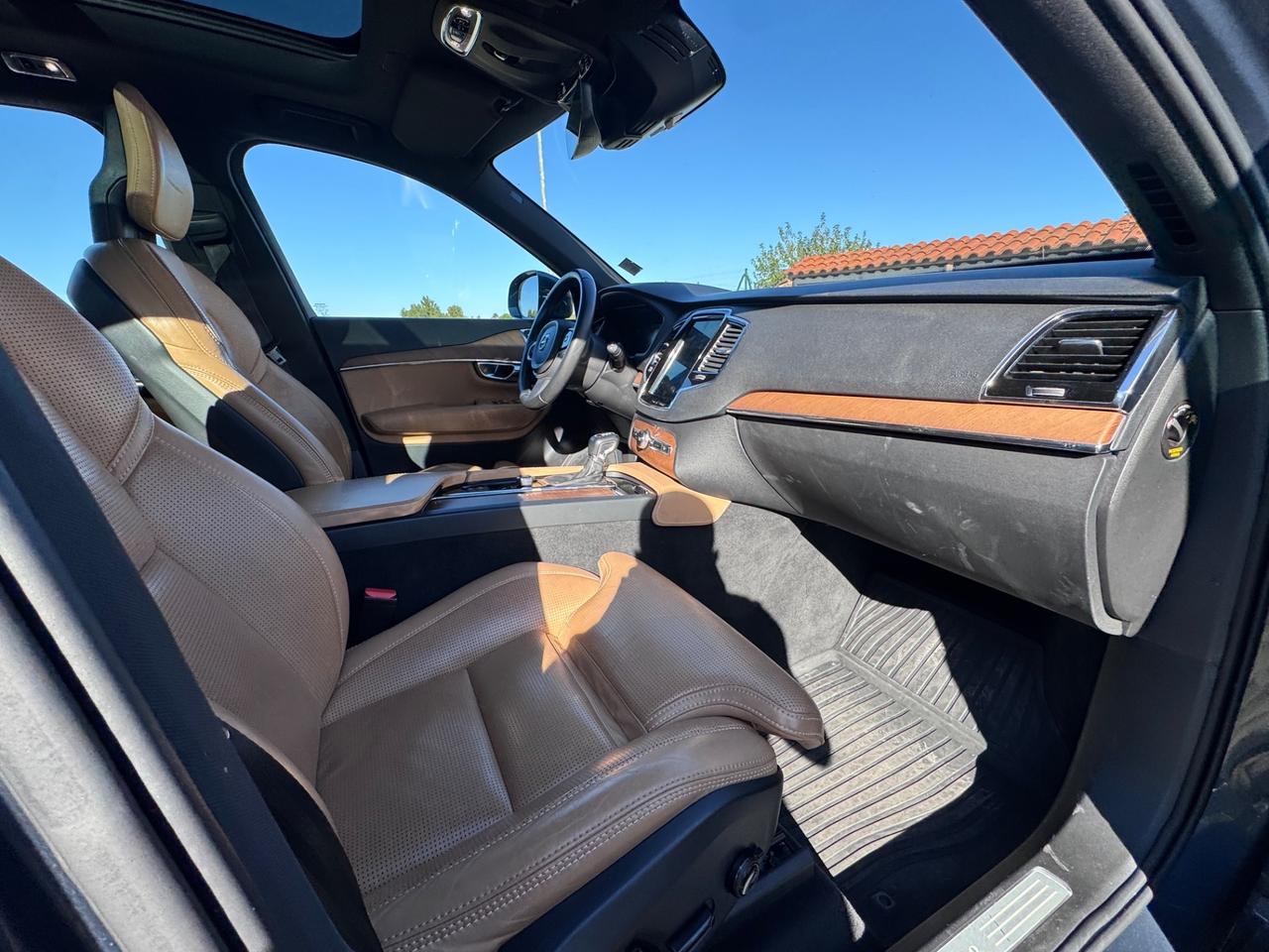 Volvo XC 90 XC90 D5 AWD Geartronic Inscription