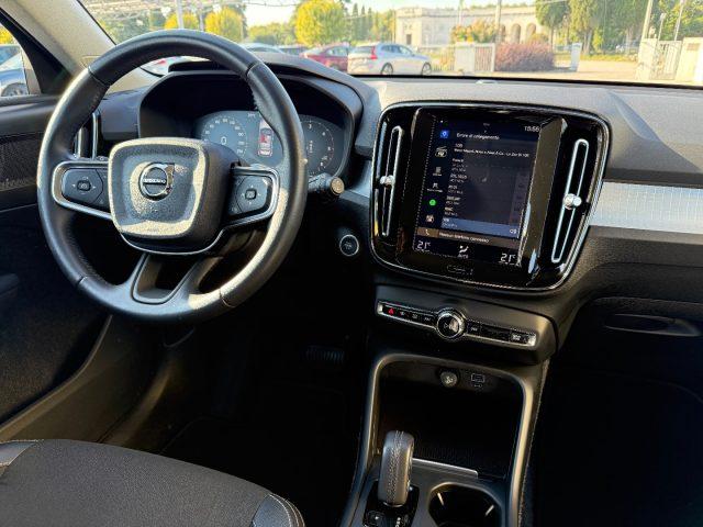 VOLVO XC40 D3 AWD Geartronic Momentum