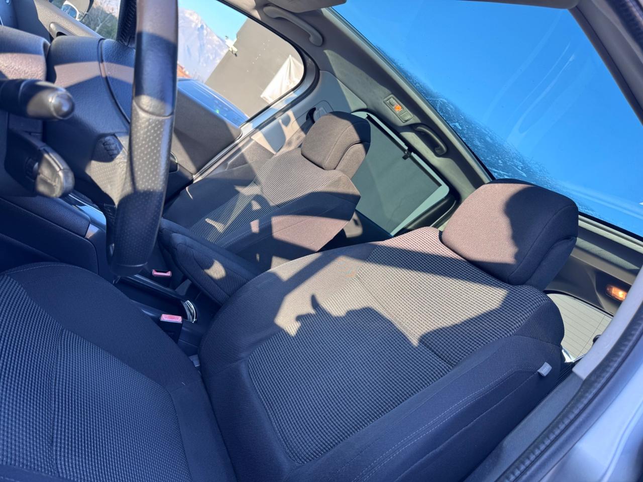 Peugeot 5008 1.6 HDi 112CV 7 posti 2010