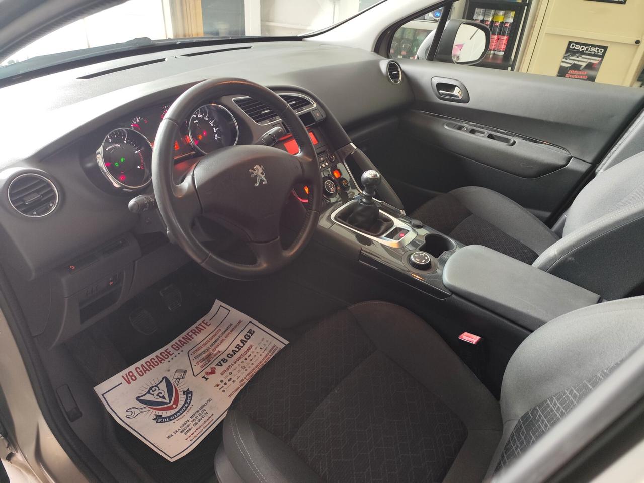 Peugeot 3008 1.6 HDi 115CV Business