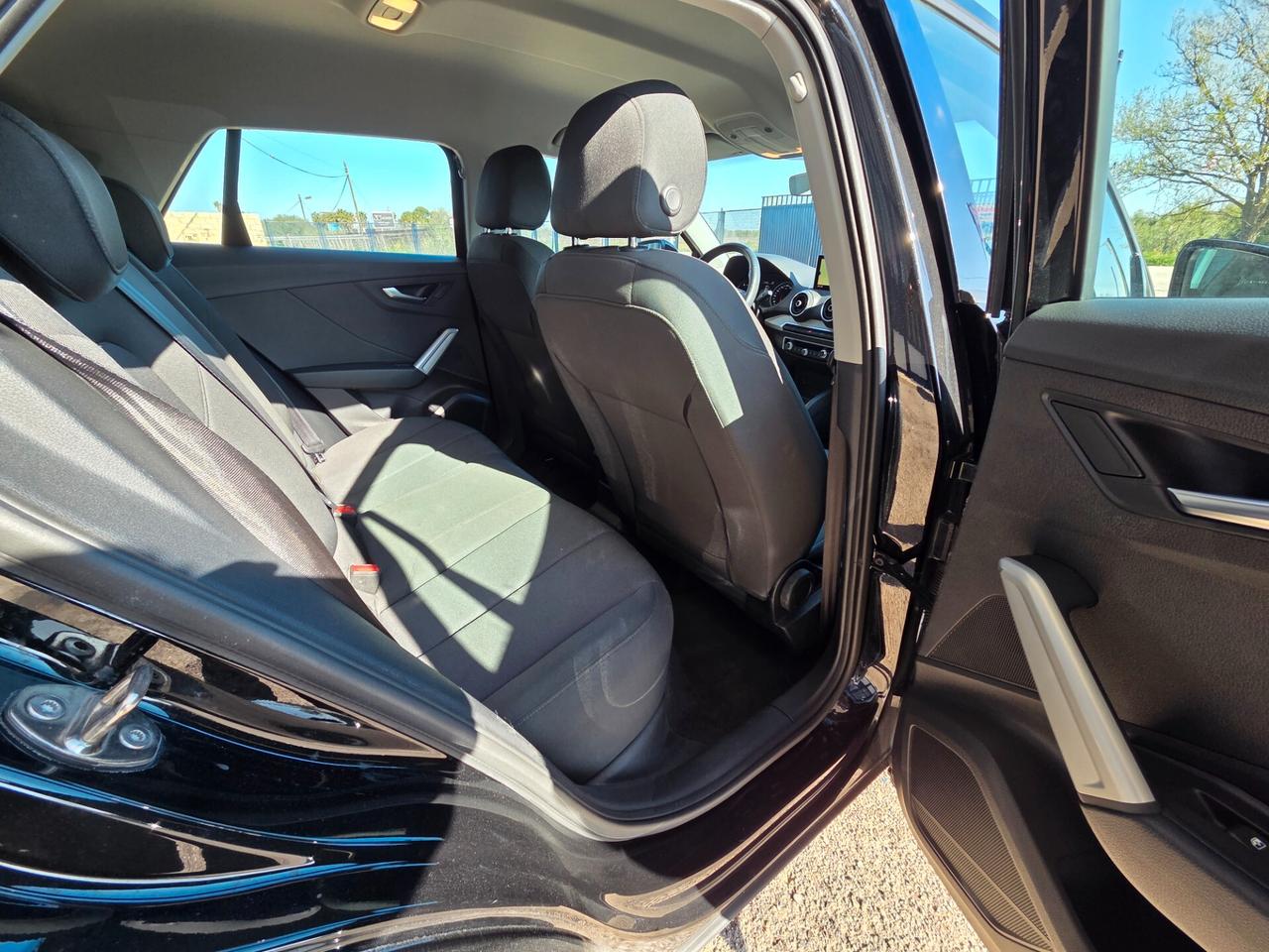 Audi Q2 30 TDI S tronic Business