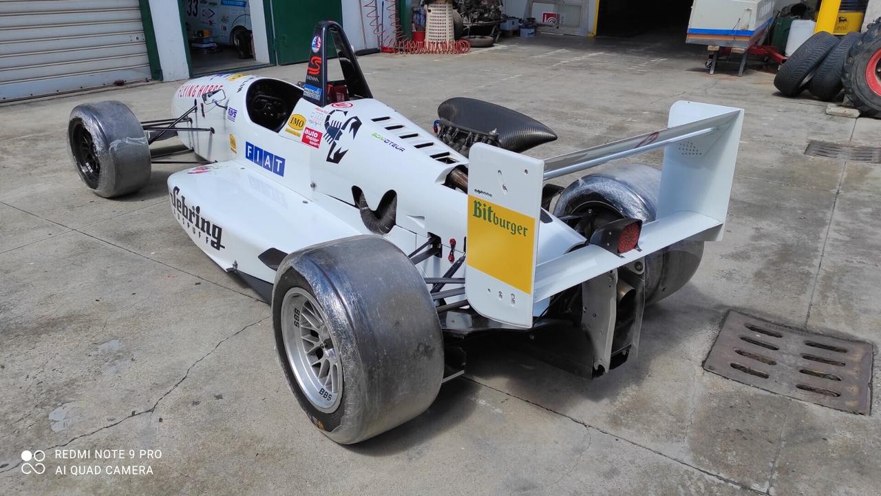 Dallara DALLARA F395 - FORMULA 3