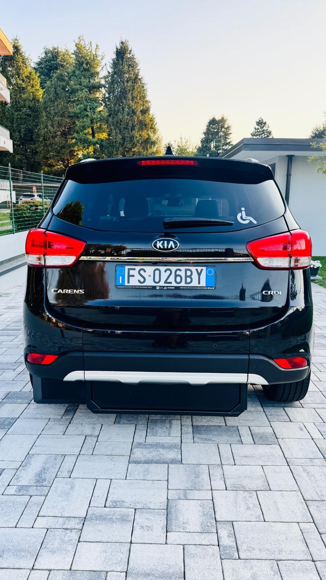 Kia Carens 1.7 CRDi Guida Disabili