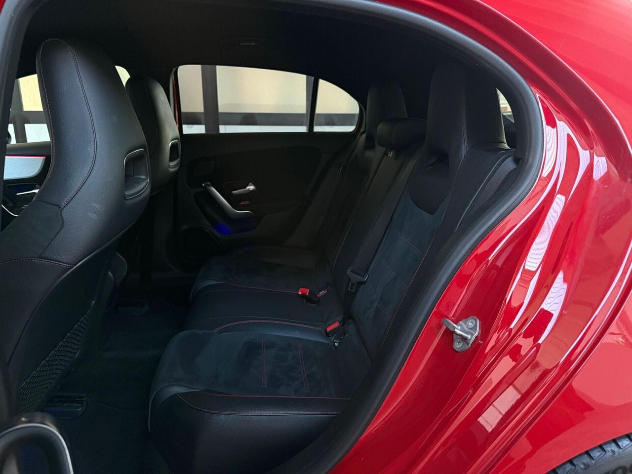 Mercedes-benz A 180 Premium AMG 64 colori*Multibaeam*Burmester