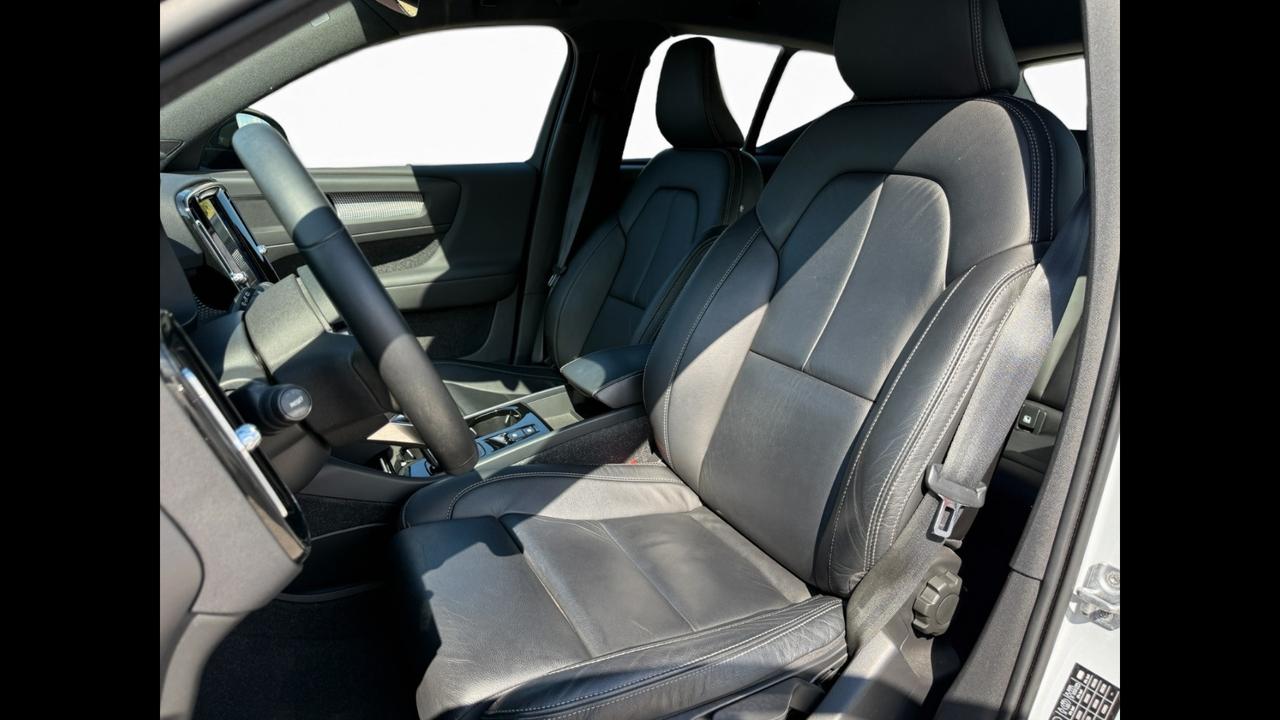 VOLVO XC40 - XC40 1.5 t5 phev R-design auto my21