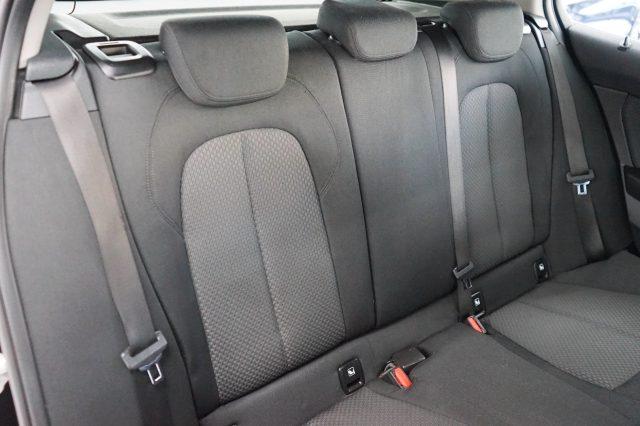 BMW 116 d 5p. Business Advantage