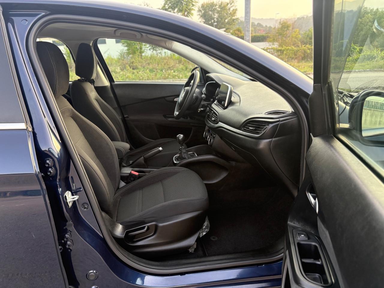 Fiat Tipo 1.6 MULTIJET 120CV S&S 5Porte Lounge LED