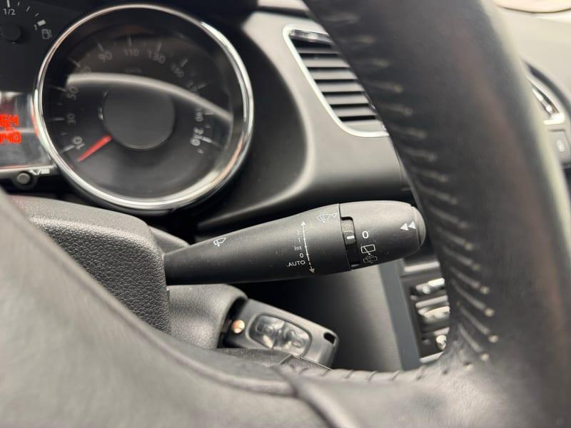 PEUGEOT 3008 1.6 HDI 8V ACTIVE 115CV F