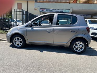 Toyota Yaris 1.4 tdi D-4D cat 5 porte Sol